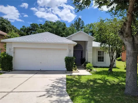 7783 Country Chase Avenue Lakeland FL 33810