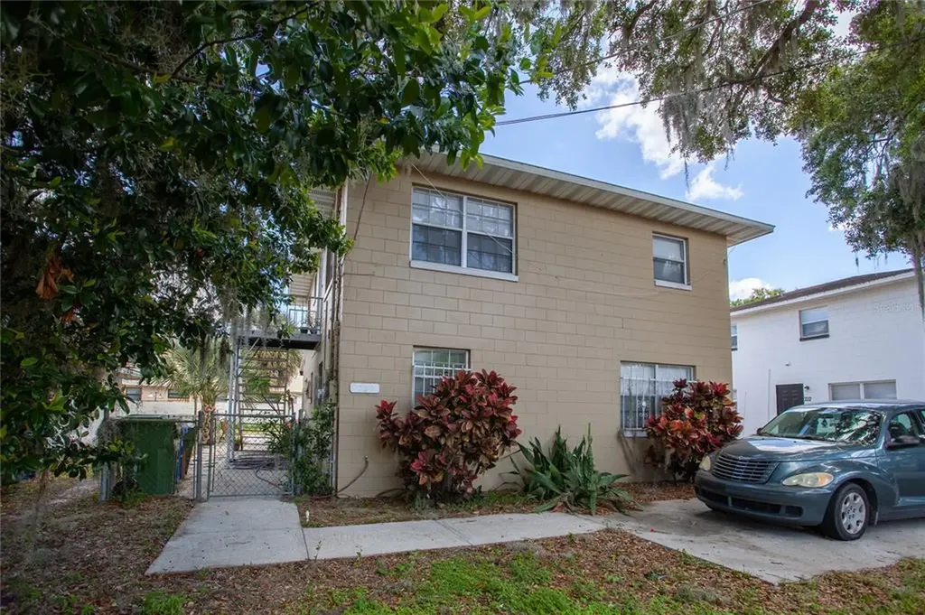 729 Carroll Avenue SW Winter Haven FL 33880