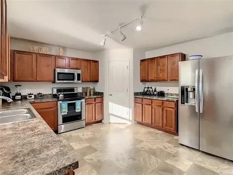 450 Britten Drive Kissimmee FL 34758