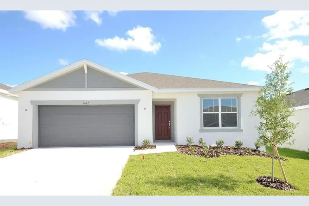 1647 Aspen Avenue Davenport FL 33837
