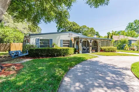 5135 32nd Avenue N St Petersburg FL 33710