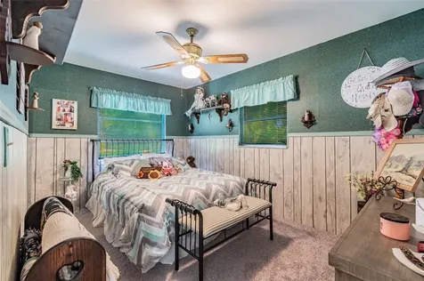 5135 32nd Avenue N St Petersburg FL 33710