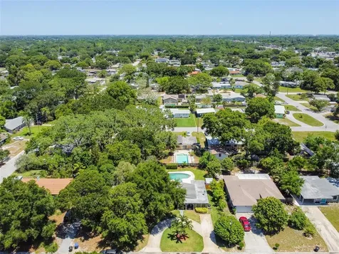 5135 32nd Avenue N St Petersburg FL 33710