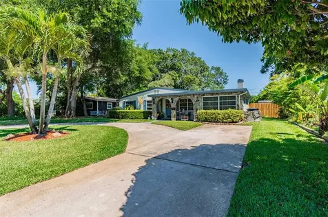 5135 32nd Avenue N St Petersburg FL 33710