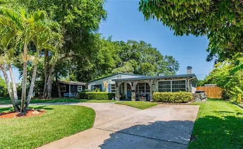 5135 32nd Avenue N St Petersburg FL 33710