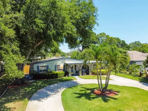 5135 32nd Avenue N St Petersburg FL 33710