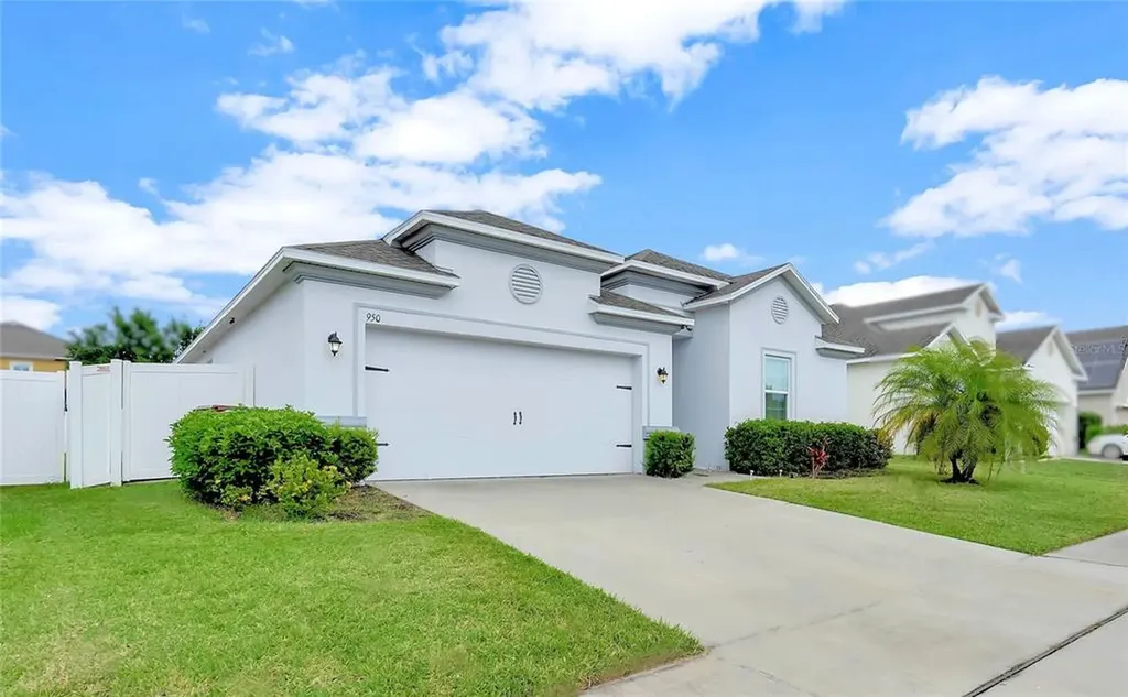 950 Revere Avenue Haines City FL 33844