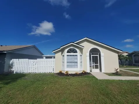2388 Harbor Town Drive Kissimmee FL 34744