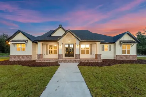 11701 NW 234th Street Alachua FL 32615