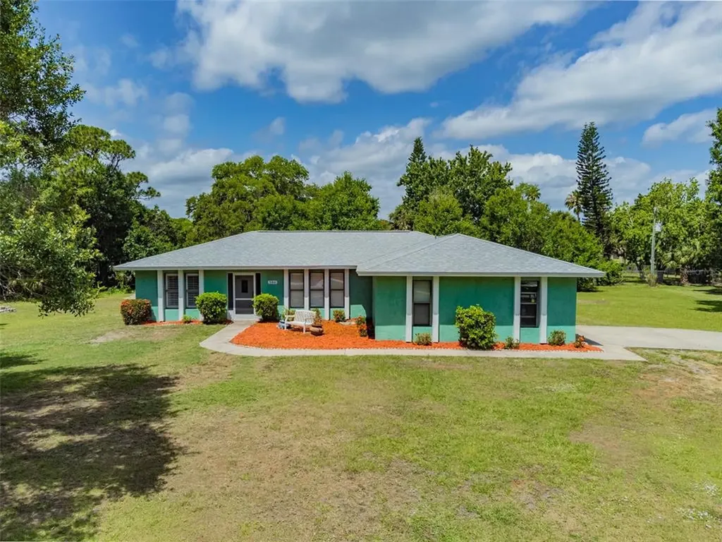 586 W Hall Road Merritt Island FL 32953