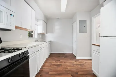 1332 W Hartley Circle Deltona FL 32725