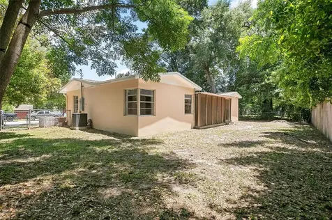 1332 W Hartley Circle Deltona FL 32725