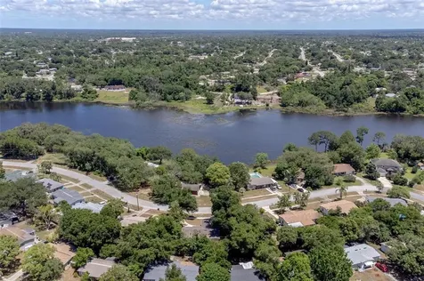 1332 W Hartley Circle Deltona FL 32725
