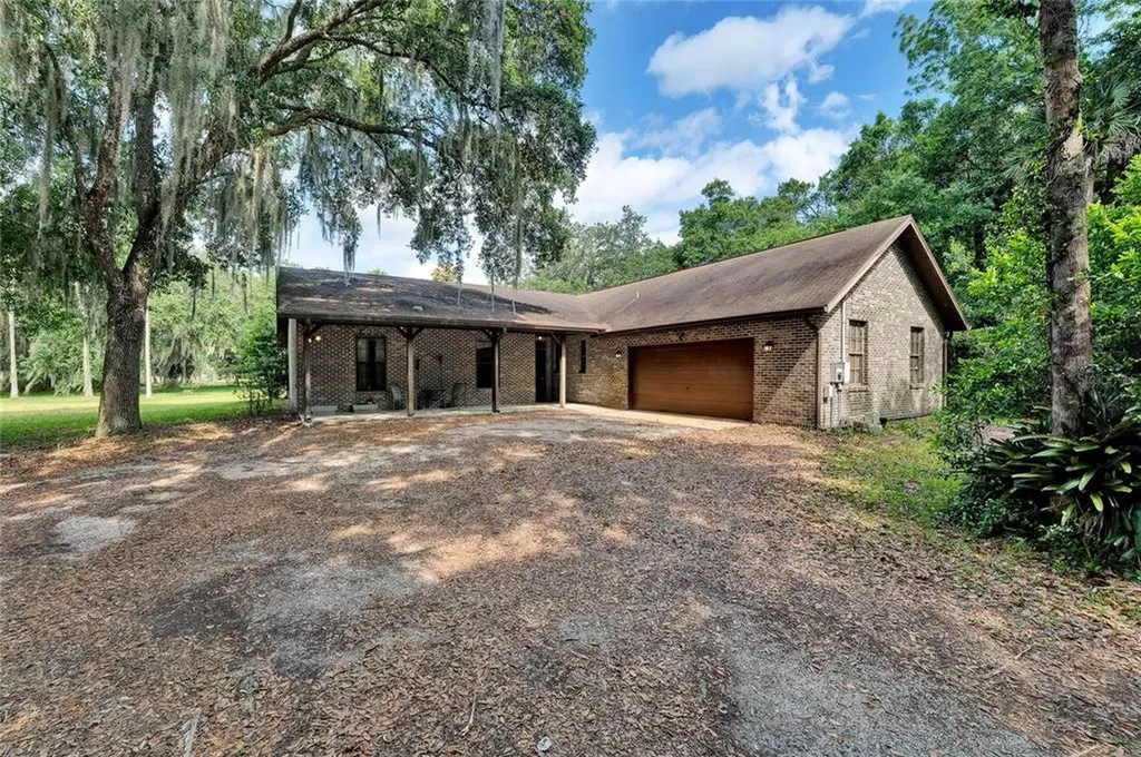 1780 Ford Road Mims FL 32754