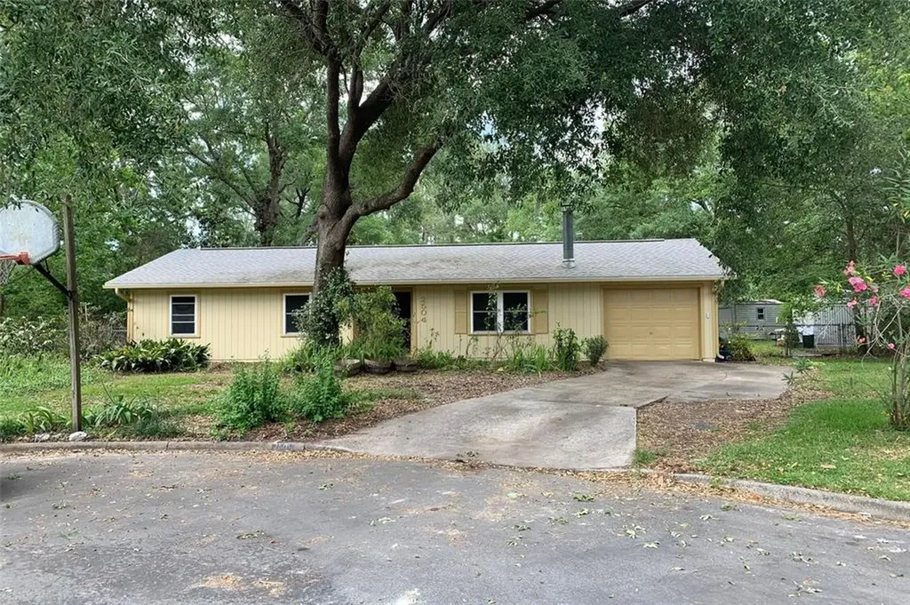 2504 NW 51st Place Gainesville FL 32605