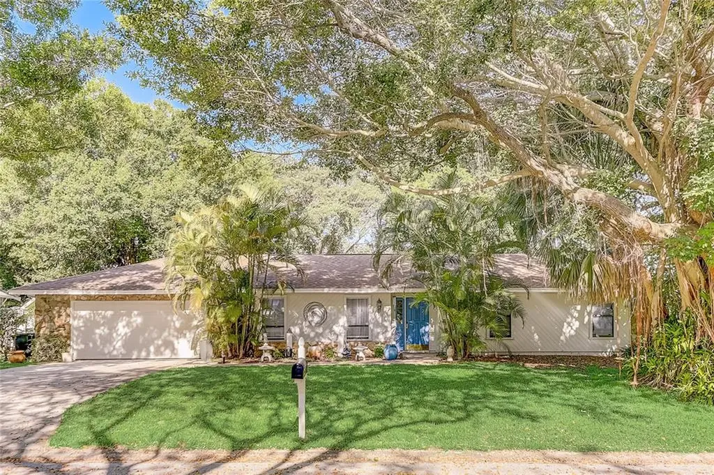 210 50th Street Court NW Bradenton FL 34209