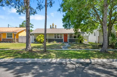 474 92nd Avenue N St Petersburg FL 33702
