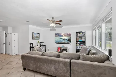 474 92nd Avenue N St Petersburg FL 33702