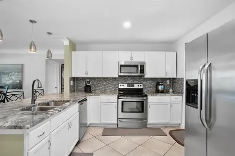 474 92nd Avenue N St Petersburg FL 33702