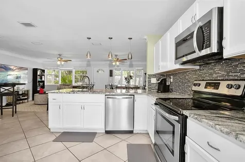 474 92nd Avenue N St Petersburg FL 33702