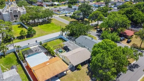 474 92nd Avenue N St Petersburg FL 33702