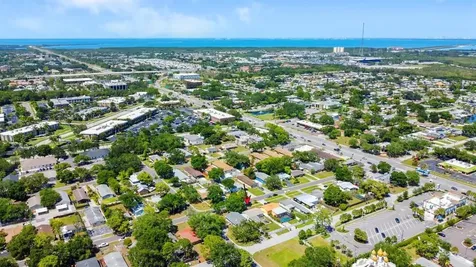 474 92nd Avenue N St Petersburg FL 33702