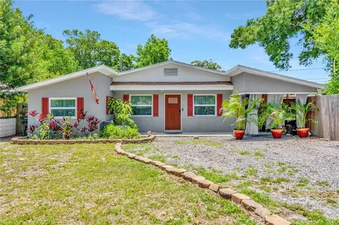 3916 51st Avenue N St Petersburg FL 33714