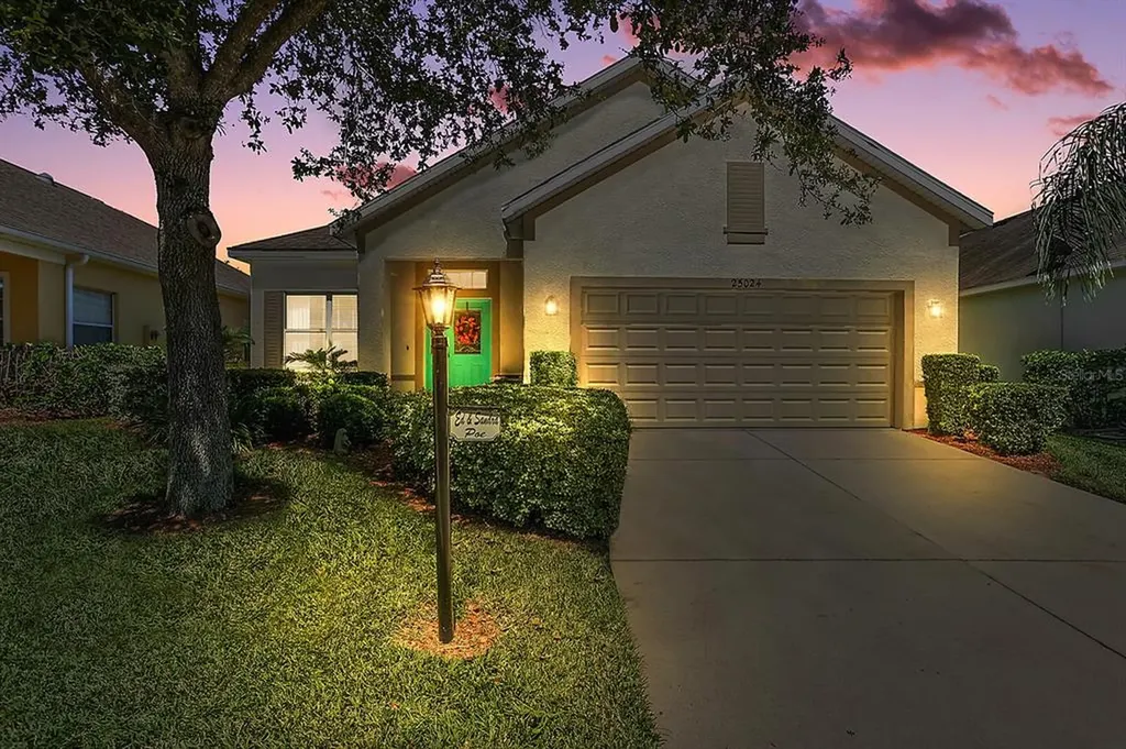25024 Cypress Pond Court Leesburg FL 34748