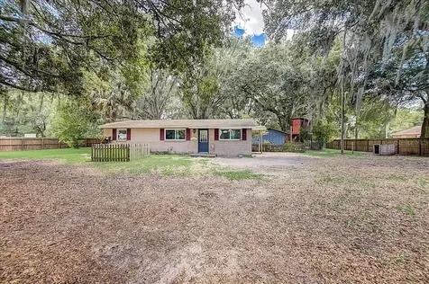 2001 Joe Mcintosh Road Plant City FL 33565