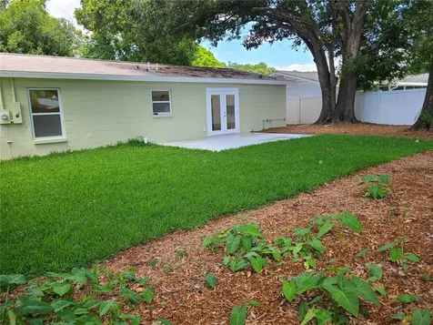 5924 5th Avenue S St Petersburg FL 33707