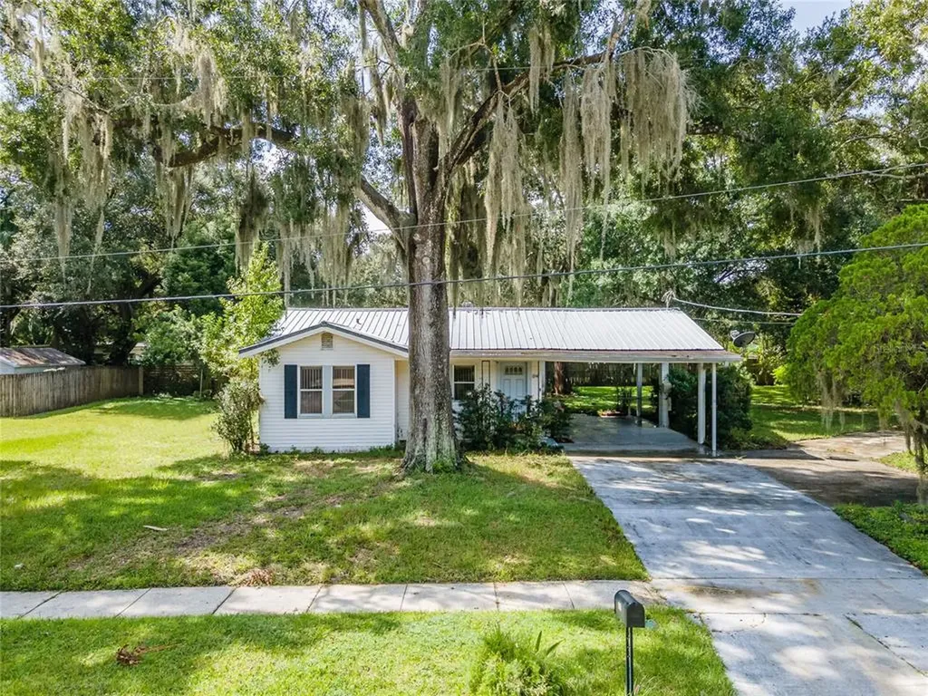 503 Carolina Avenue Plant City FL 33563