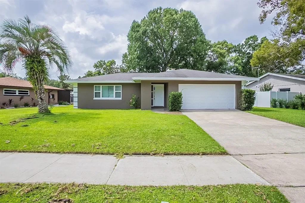 5162 Lido Street Orlando FL 32807