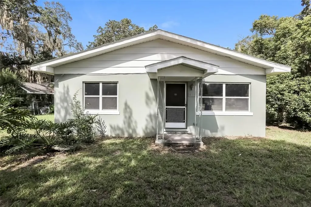 801 S Lone Oak Drive Leesburg FL 34748