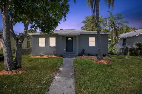 2015 29th Street S St Petersburg FL 33712