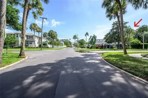 5102 W Evelyn Drive Tampa FL 33609