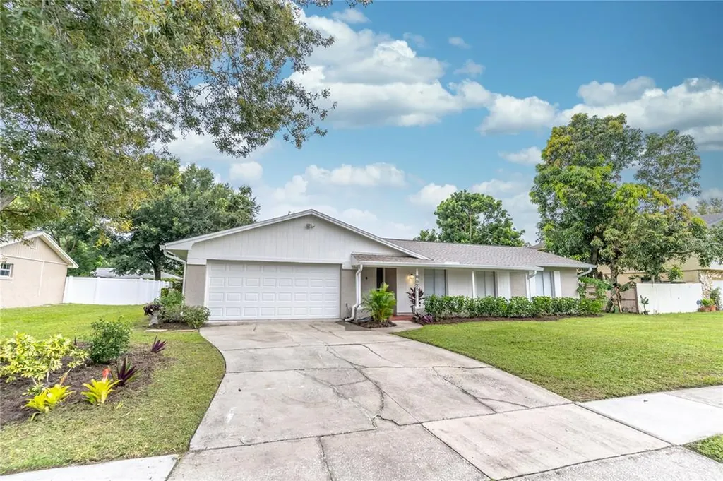 8525 Sunny Hollow Court Orlando FL 32819