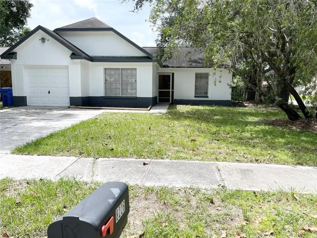 8226 Clermont Street Tampa FL 33637