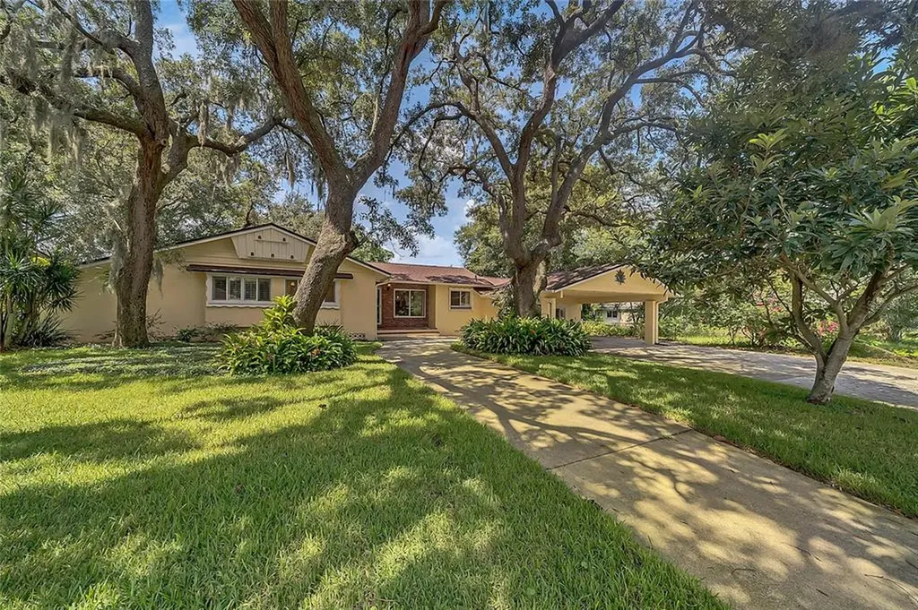2051 Lynwood Lane Winter Park FL 32789