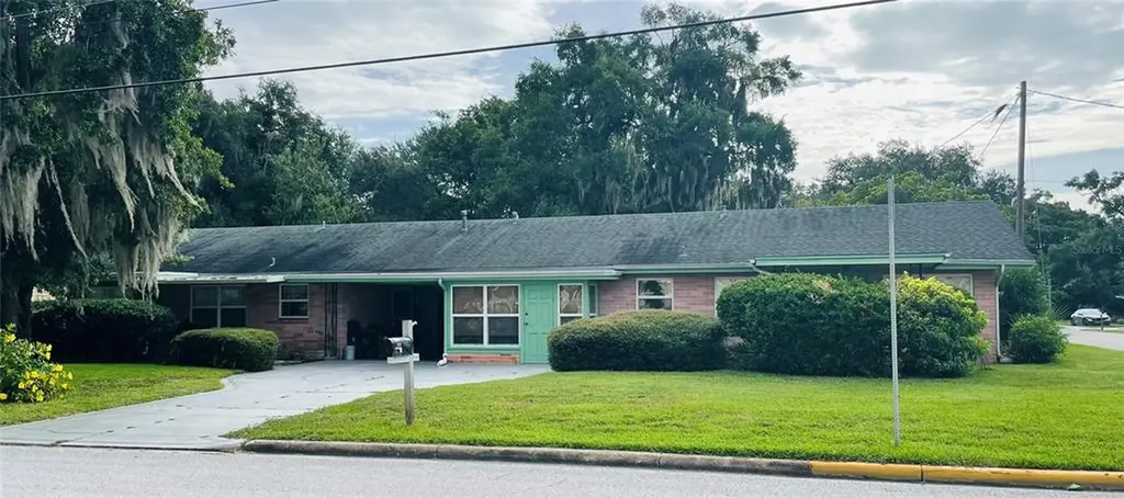 602-606 N New Hampshire Avenue Tavares FL 32778