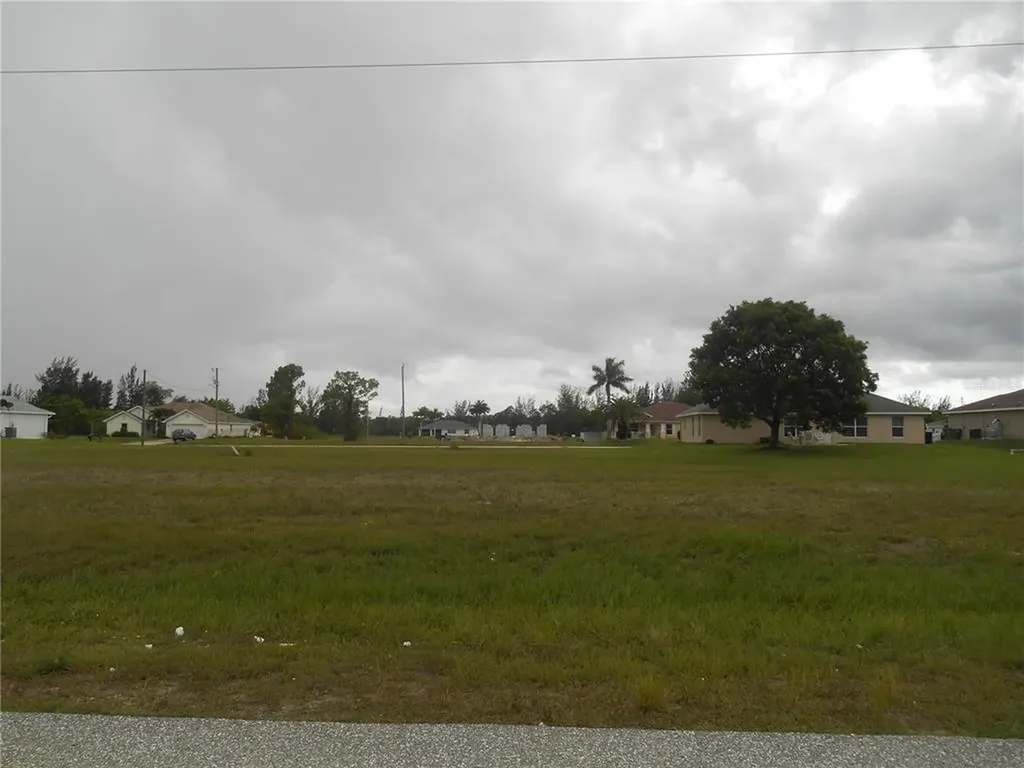 3462 NE 10th Avenue Cape Coral FL 33909