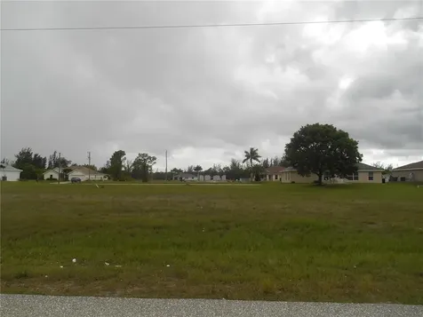 3462 NE 10th Avenue Cape Coral FL 33909