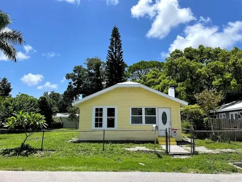 711 27th Avenue W Bradenton FL 34205