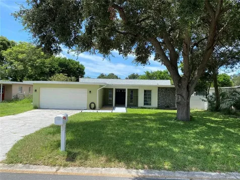 1040 Britton Street Largo FL 33770