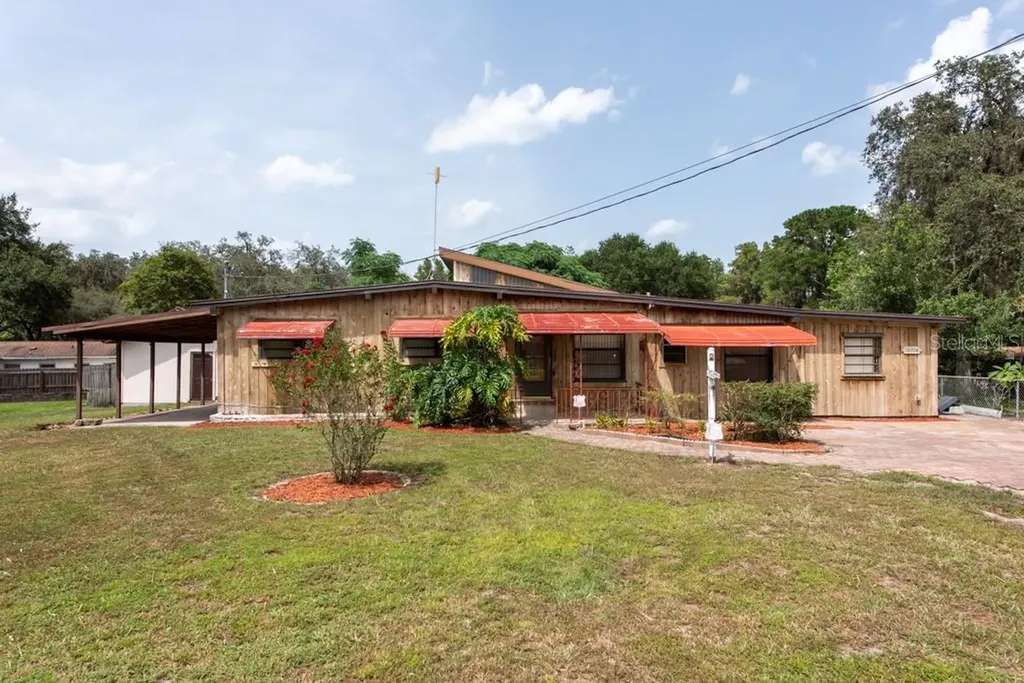 18704 Yocam Avenue Lutz FL 33549