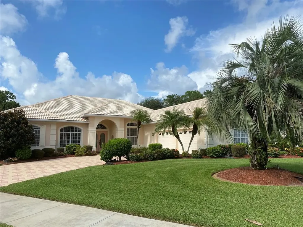 692 Sawgrass Bridge Road Venice FL 34292