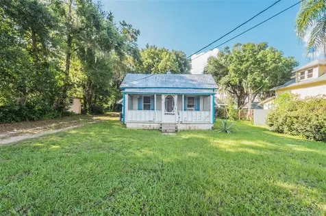 112 E Lemon Avenue Eustis FL 32726