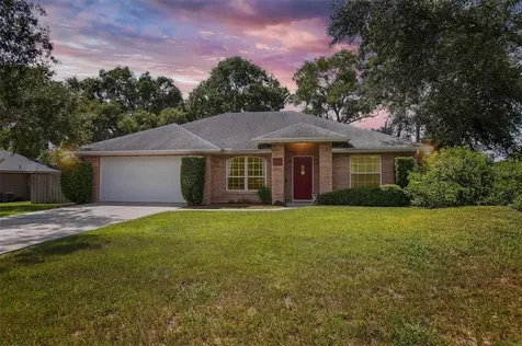 886 Higgins Avenue Deltona FL 32738
