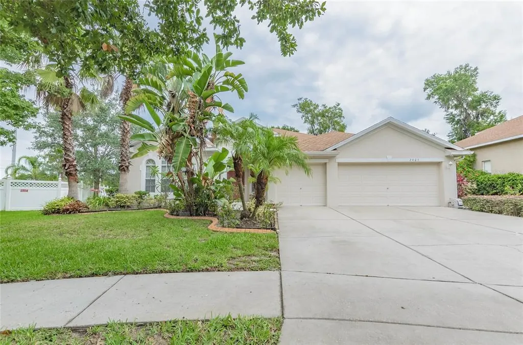 2405 Blue Stone Court Valrico FL 33594