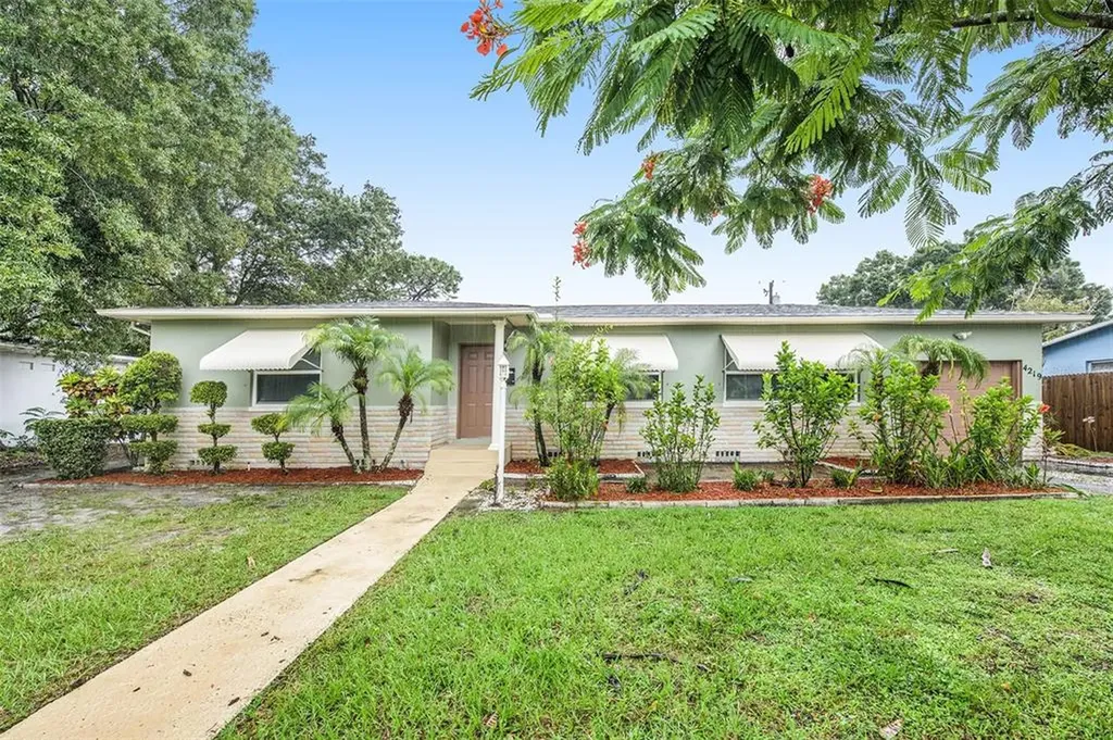 4219 29th Avenue N St Petersburg FL 33713
