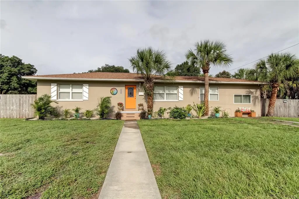 800 61st Street N St Petersburg FL 33710